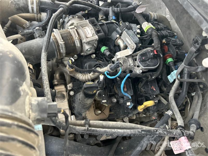 Ford F-150 XL 4x2 Extended Cab Pickup Muu