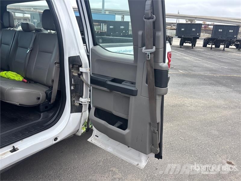 Ford F-150 XL 4x2 Extended Cab Pickup Citi