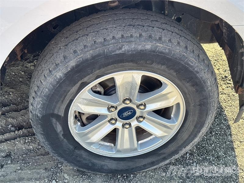 Ford F-150 XL 4x2 Extended Cab Pickup Furgoni altro
