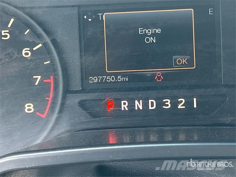 Ford F-150 XL 4x2 Extended Cab Pickup Autre fourgon / utilitaire