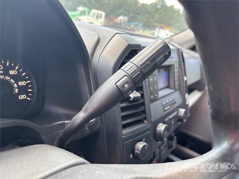 Ford F-150 XL 4x2 Extended Cab Pickup Ostalo