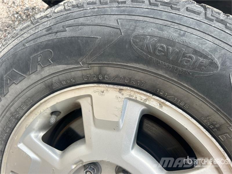 Ford F-150 XL 4x2 Extended Cab Pickup Andere Transporter