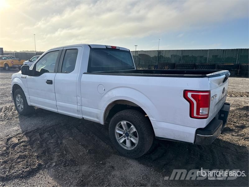 Ford F-150 XL 4x2 Extended Cab Pickup Прочие фургоны