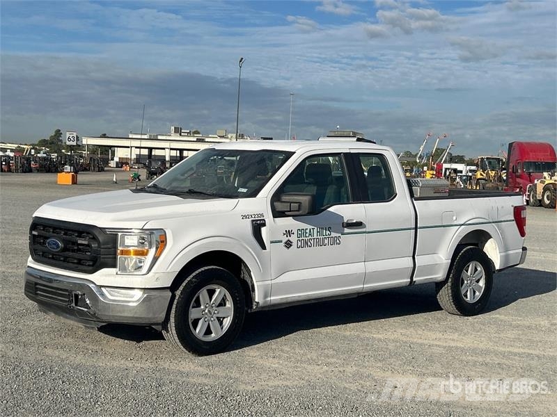 Ford F-150 XL 4x2 Extended Cab Pickup Andre varebiler