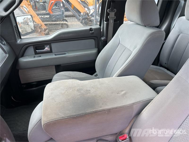 Ford F-150 XL 4x2 Extended Cab Pickup Ostalo