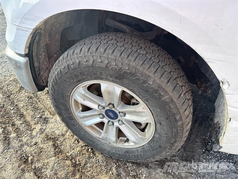 Ford F-150 XL 4x2 Extended Cab Pickup Прочие фургоны