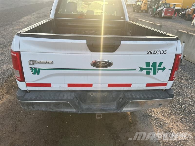 Ford F-150 XL 4x2 Extended Cab Pickup Muu