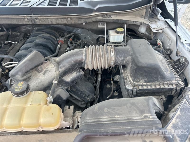 Ford F-150 XL 4x2 Extended Cab Pickup Autre fourgon / utilitaire