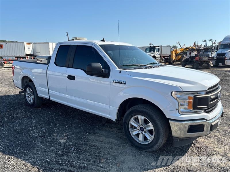 Ford F-150 XL 4x2 Extended Cab Pickup Furgoni altro