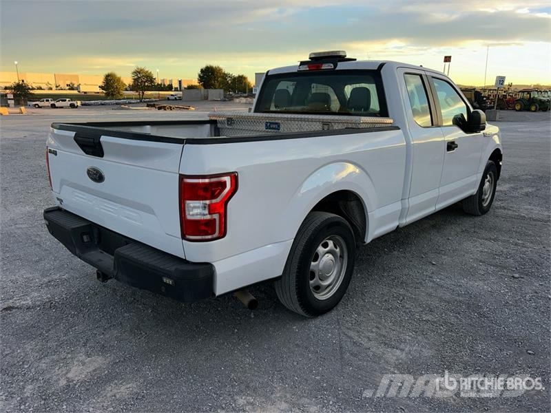 Ford F-150 XL 4x2 Extended Cab Pickup Otras furgonetas