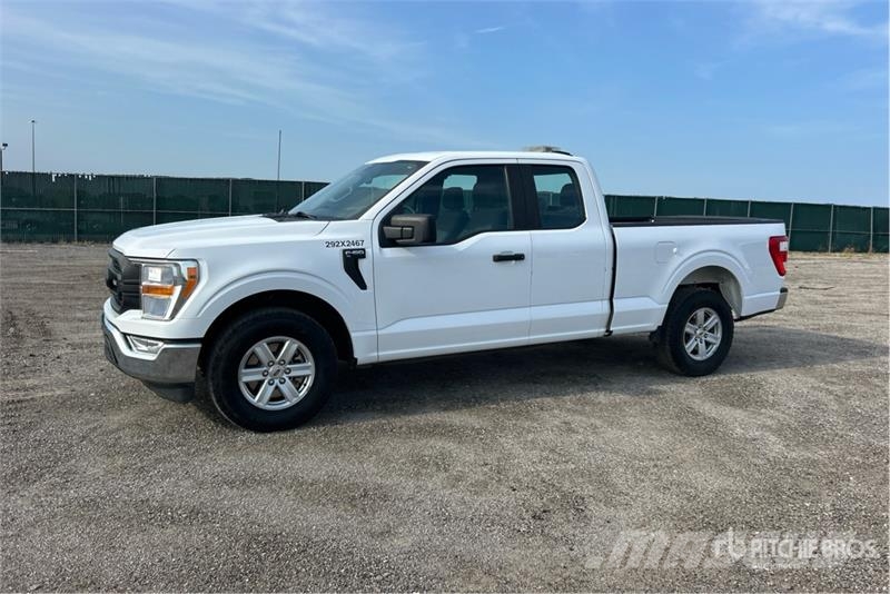 Ford F-150 XL 4x2 Extended Cab Pickup Furgoni altro