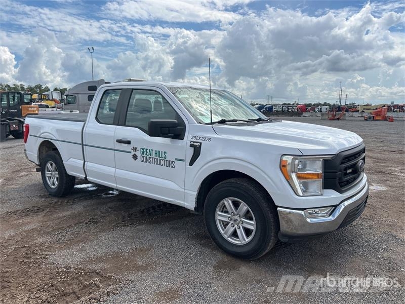 Ford F-150 XL 4x2 Extended Cab Pickup Інше