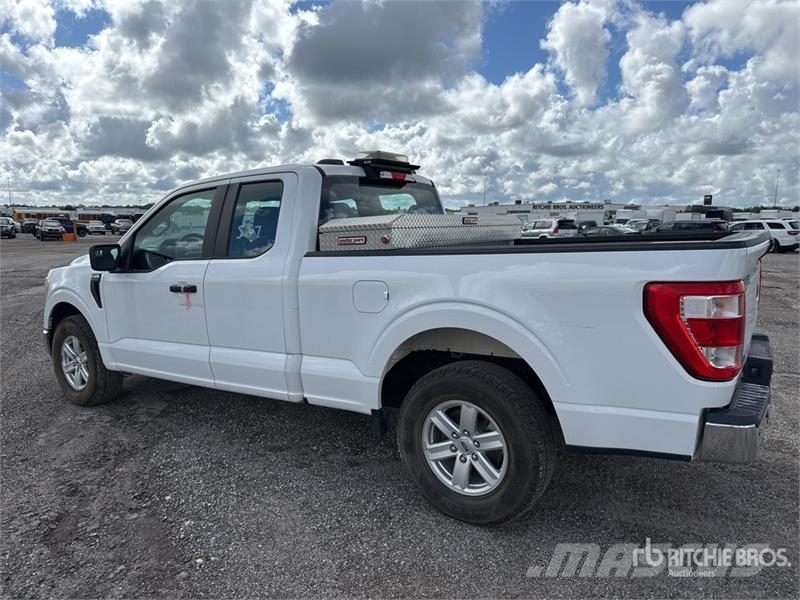 Ford F-150 XL 4x2 Extended Cab Pickup Furgoni altro
