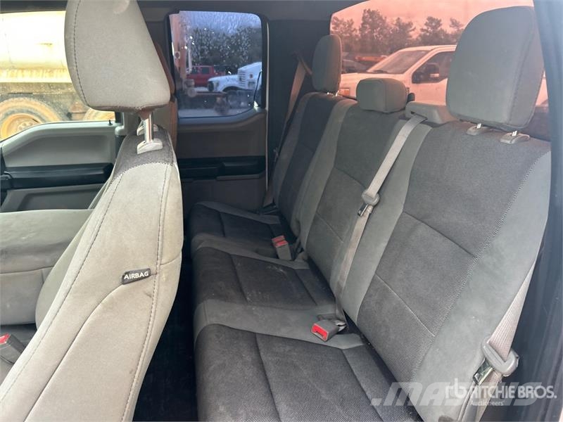 Ford F-150 XL 4x2 Extended Cab Pickup Muu
