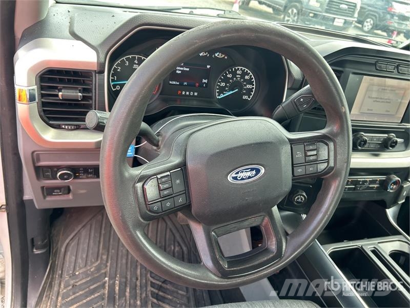 Ford F-150 XL 4x2 Extended Cab Pickup Інше