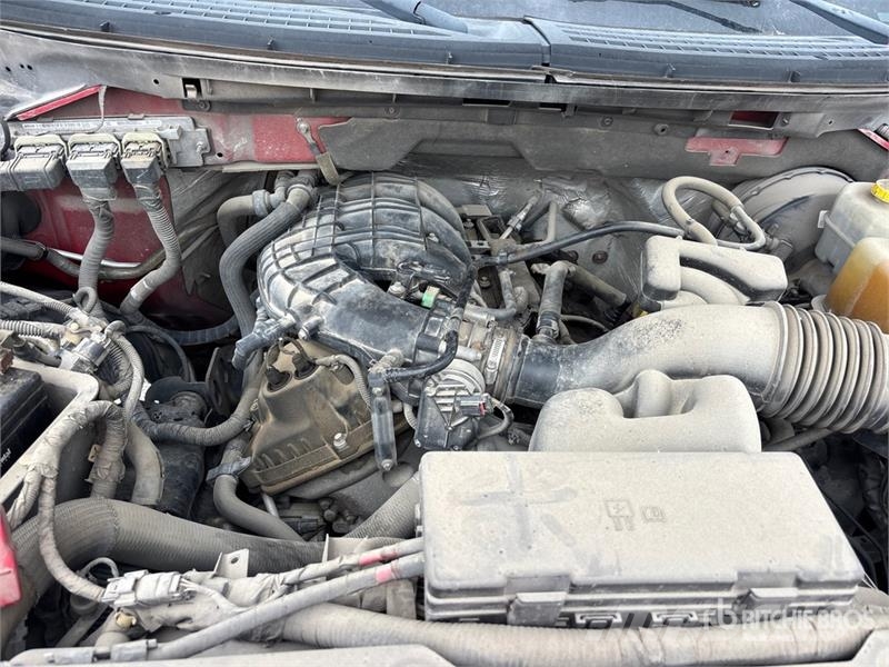 Ford F-150 XL 4x2 Extended Cab Pickup Egyéb