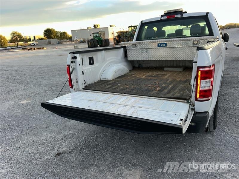 Ford F-150 XL 4x2 Extended Cab Pickup Otras furgonetas
