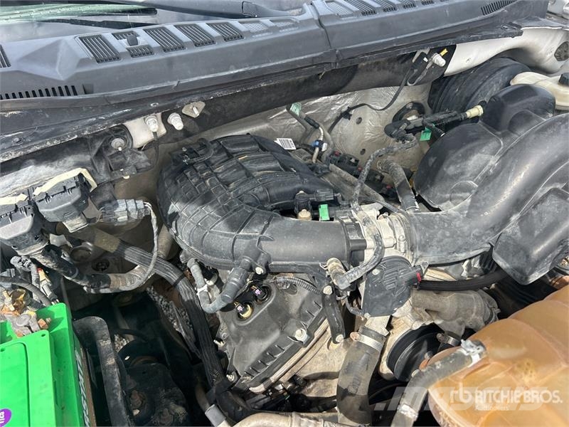Ford F-150 XL 4x2 Extended Cab Pickup Autre fourgon / utilitaire