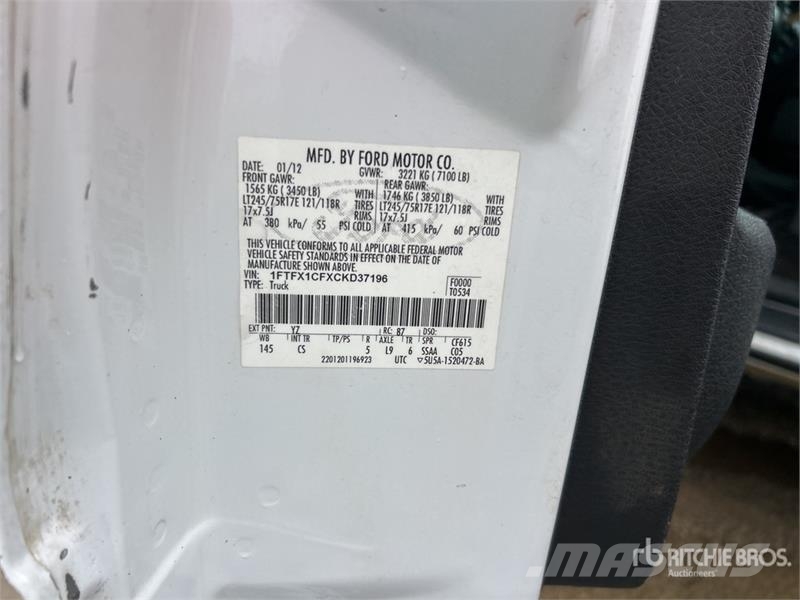 Ford F-150 XL 4x2 Extended Cab Pickup Ostalo