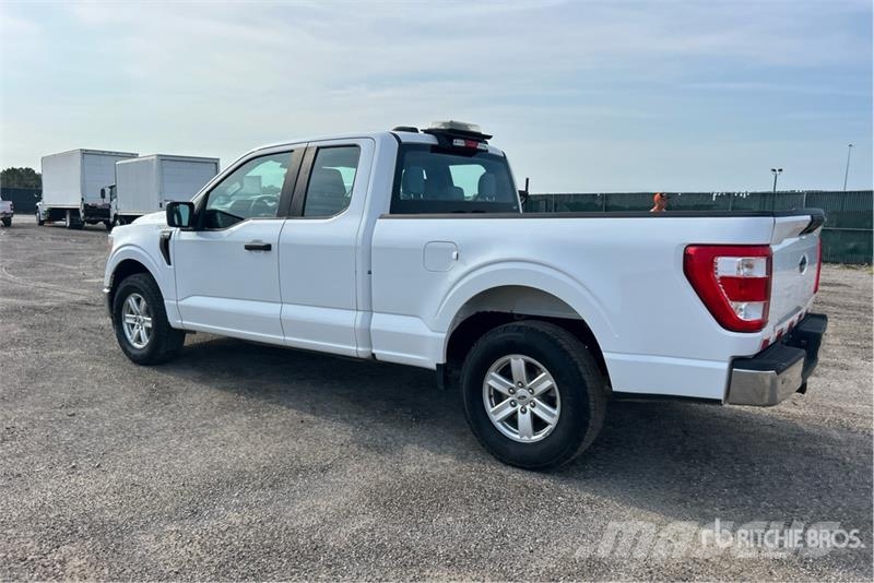 Ford F-150 XL 4x2 Extended Cab Pickup Furgoni altro