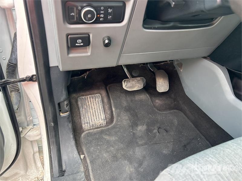 Ford F-150 XL 4x2 Extended Cab Pickup 其他