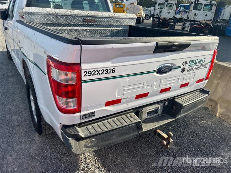 Ford F-150 XL 4x2 Extended Cab Pickup Andre varebiler