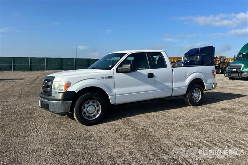 Ford F-150 XL 4x2 Extended Cab Pickup Anders