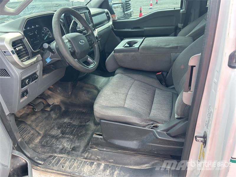 Ford F-150 XL 4x2 Extended Cab Pickup Autre fourgon / utilitaire