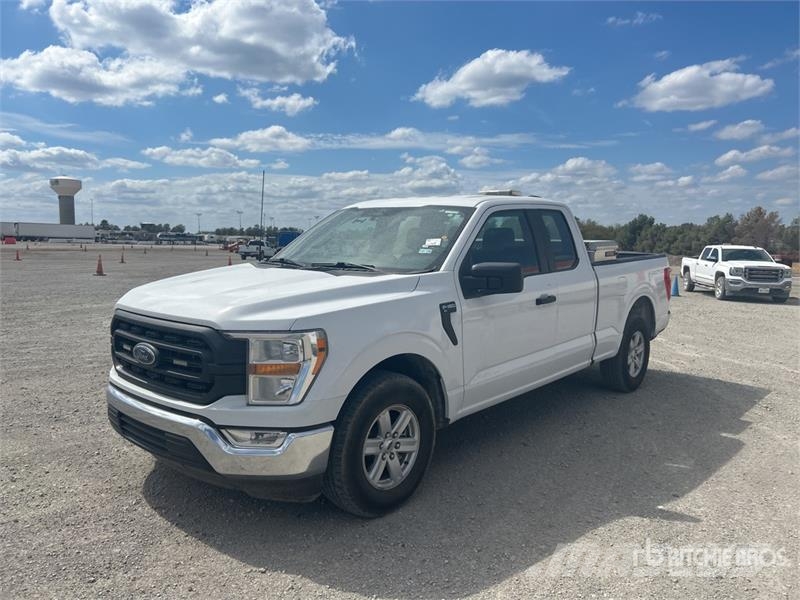 Ford F-150 XL 4x2 Extended Cab Pickup 其他