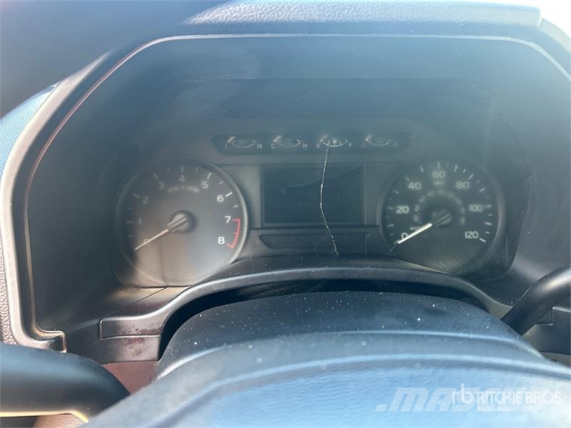 Ford F-150 XL 4x2 Extended Cab Pickup Други