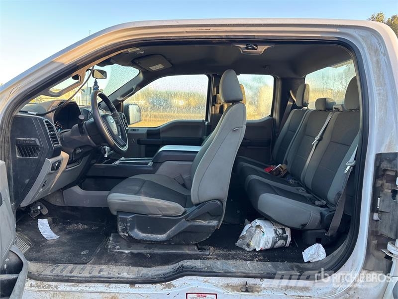 Ford F-150 XL 4x2 Extended Cab Pickup Muut autot