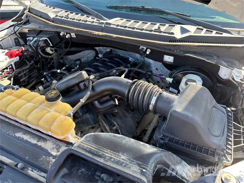 Ford F-150 XL 4x2 Extended Cab Pickup Furgoni altro
