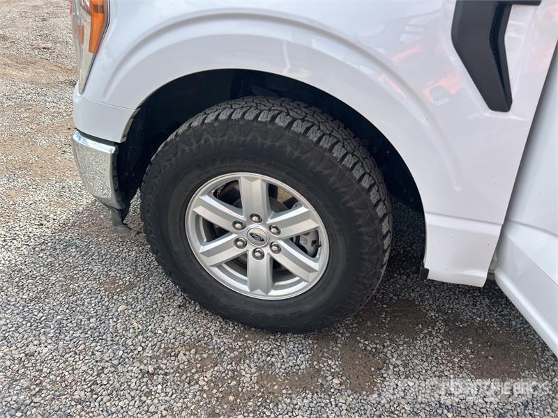 Ford F-150 XL 4x2 Extended Cab Pickup 其他