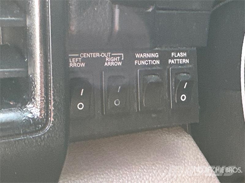 Ford F-150 XL 4x2 Extended Cab Pickup Egyéb