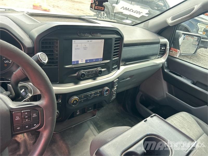 Ford F-150 XL 4x2 Extended Cab Pickup Autre fourgon / utilitaire
