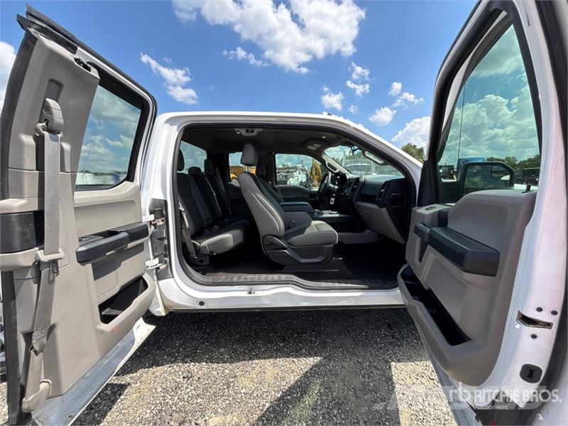 Ford F-150 XL 4x2 Extended Cab Pickup Ostalo