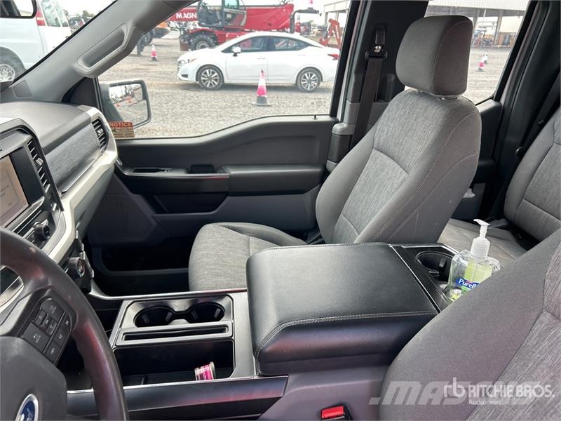 Ford F-150 XL 4x2 Extended Cab Pickup Інше