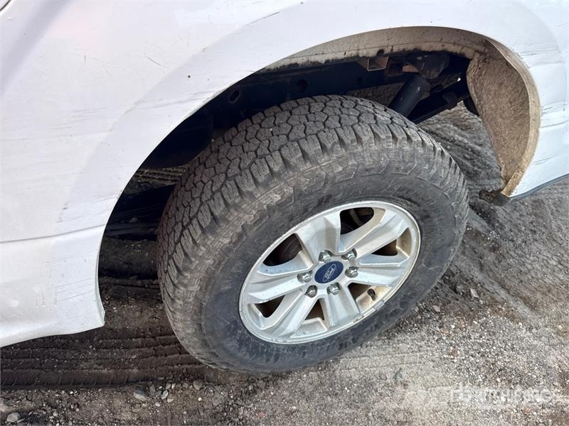 Ford F-150 XL 4x2 Extended Cab Pickup Прочие фургоны