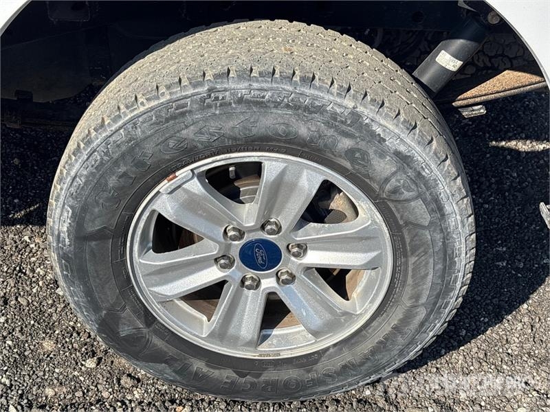 Ford F-150 XL 4x2 Extended Cab Pickup Furgoni altro