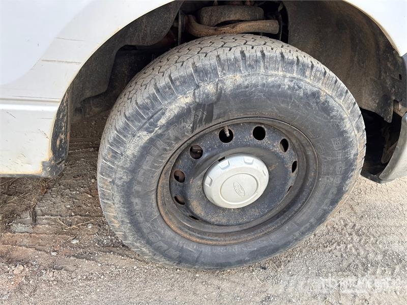 Ford F-150 XL 4x2 Extended Cab Pickup Ostalo