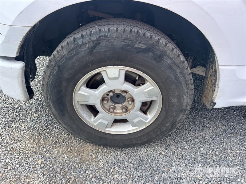 Ford F-150 XL 4x2 Extended Cab Pickup Autre fourgon / utilitaire