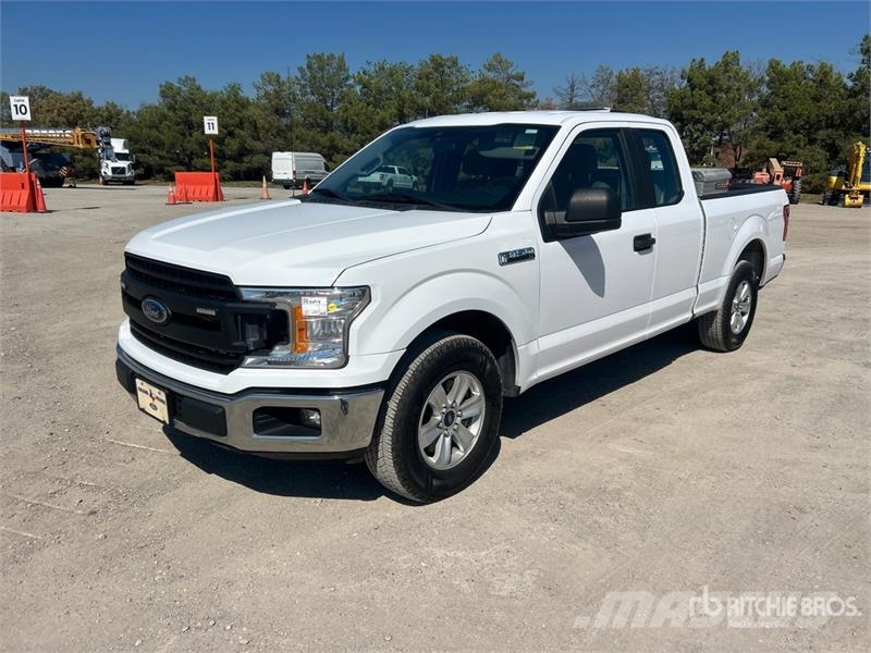 Ford F-150 XL 4x2 Extended Cab Pickup Muu