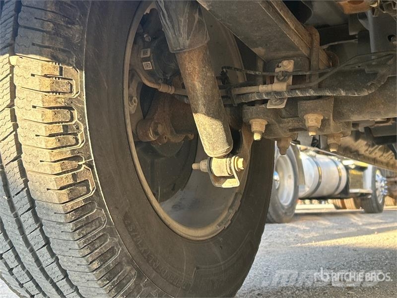 Ford F-150 XL 4x2 Extended Cab Pickup Други