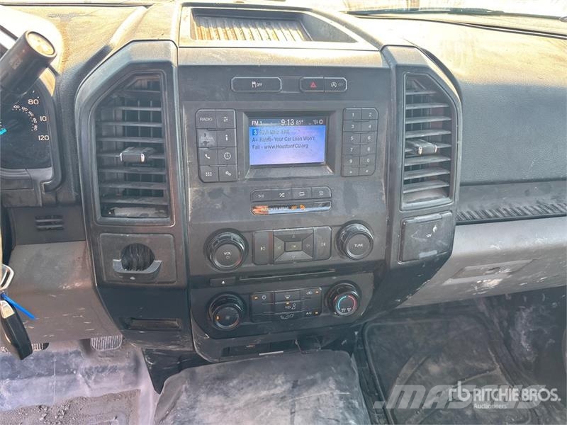 Ford F-150 XL 4x2 Pickup Ostalo
