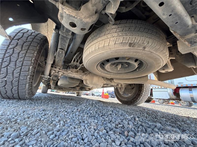 Ford F-150 XL 4x2 Pickup Furgoni altro