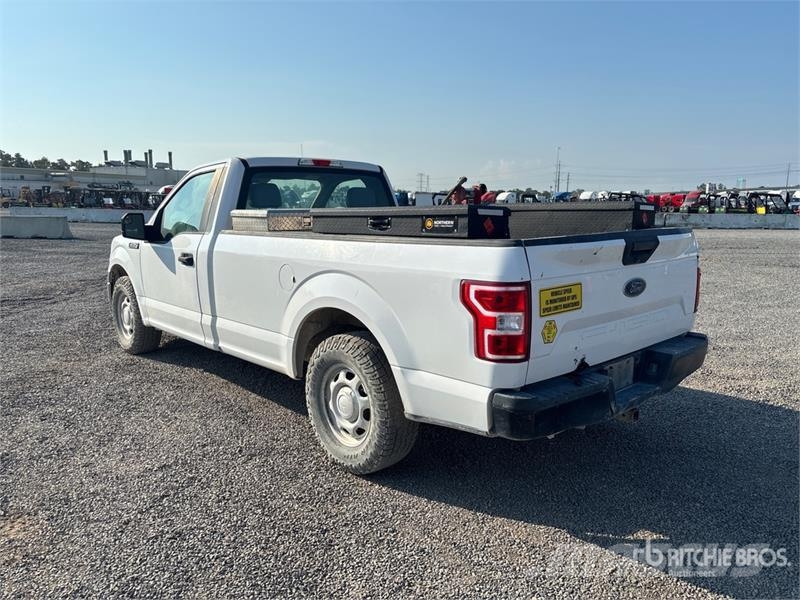 Ford F-150 XL 4x2 Pickup Ostalo