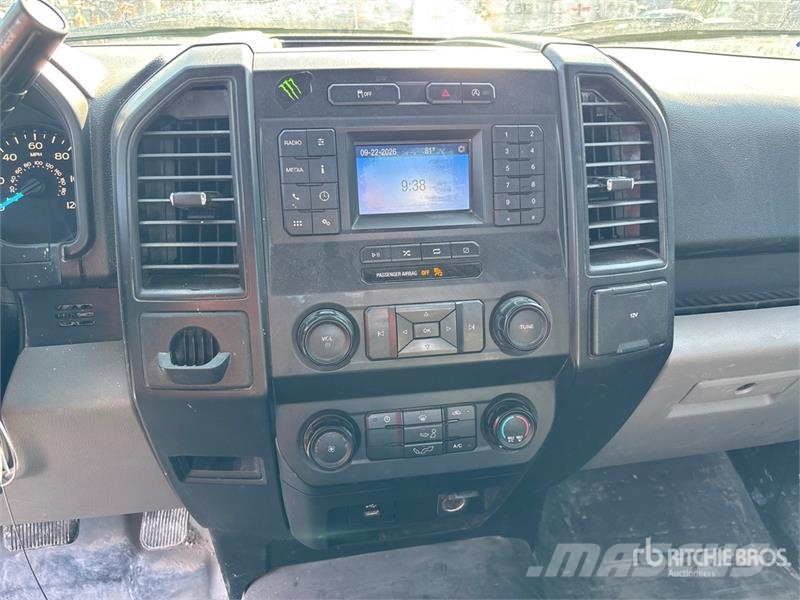 Ford F-150 XL 4x2 Pickup Furgoni altro