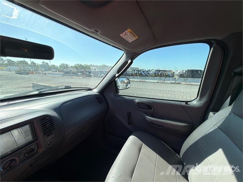 Ford F-150 XL 4x2 Pickup Citi