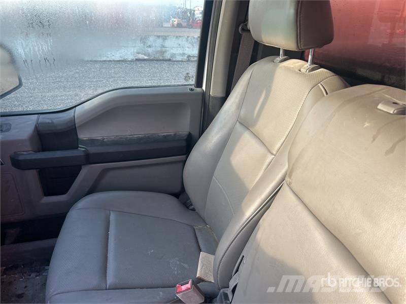 Ford F-150 XL 4x2 Pickup Ostalo