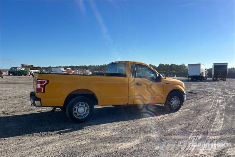 Ford F-150 XL 4x2 Pickup Other